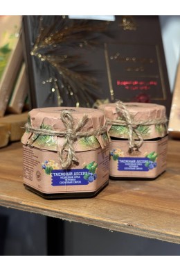 Таежный десерт с кедровым орехом и черникой