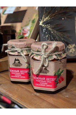 Таежный десерт с кедровым орехом и клюквой