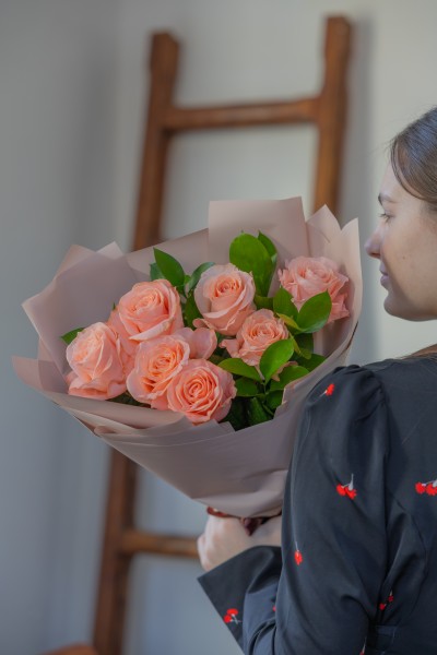 №32 Букет из роз с рускусом в Томске