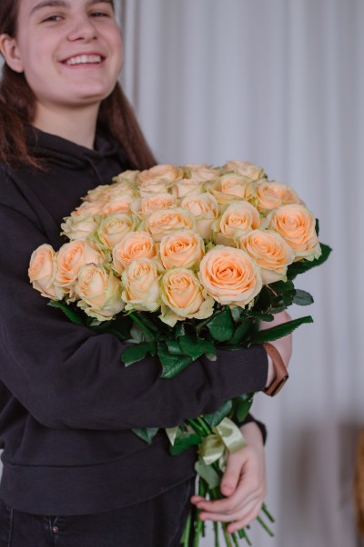 №16 Букет из роз Peach Avalanche в Томске