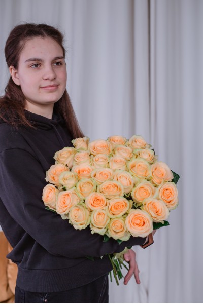 Роза Peach Avalanche в Томске